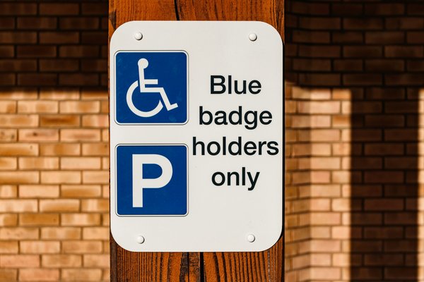 How to obtain a Blue Badge for disabled parking in the UK?